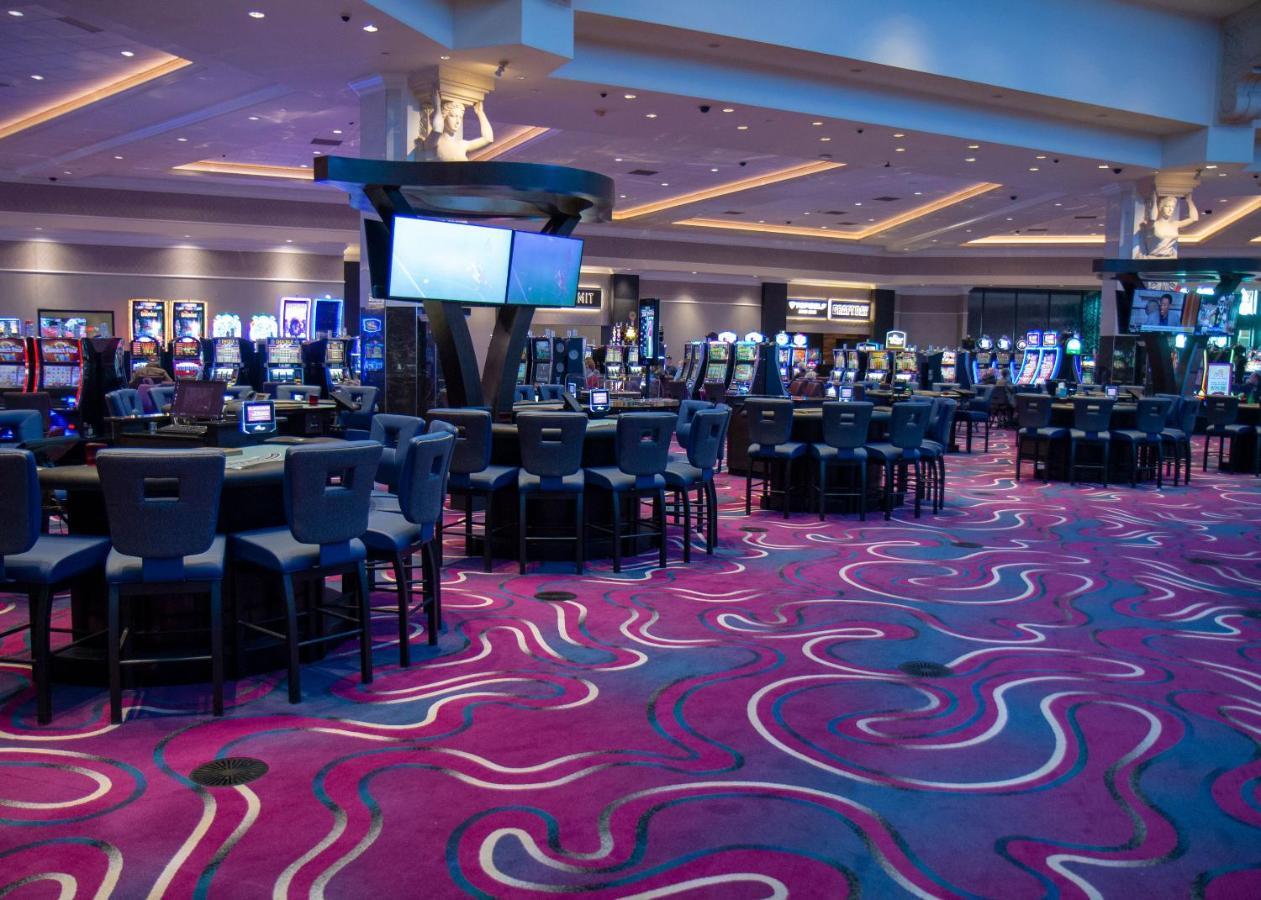 Riverside Casino & Golf Resort Exteriér fotografie